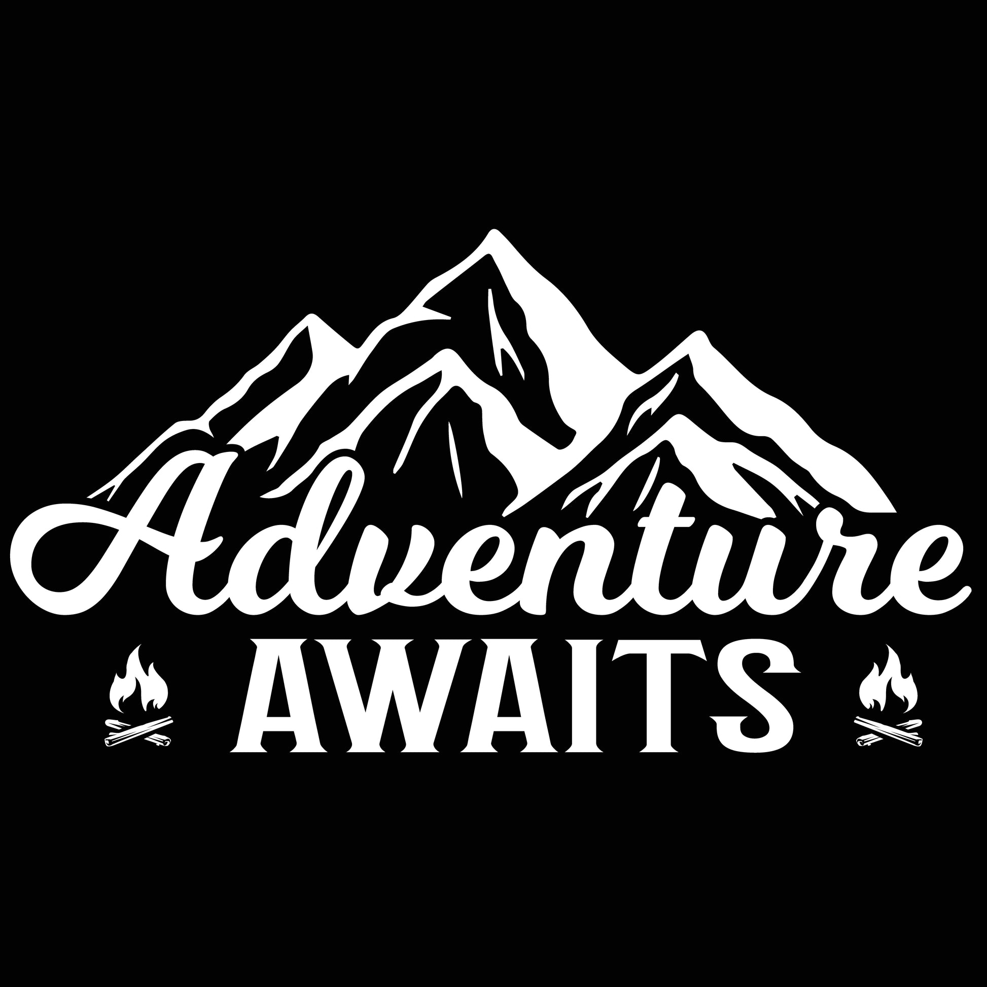 T-Shirt-Motiv  mit „Adventure Awaits“ Schriftzug und Berg-Motiv – Nickifabrik®