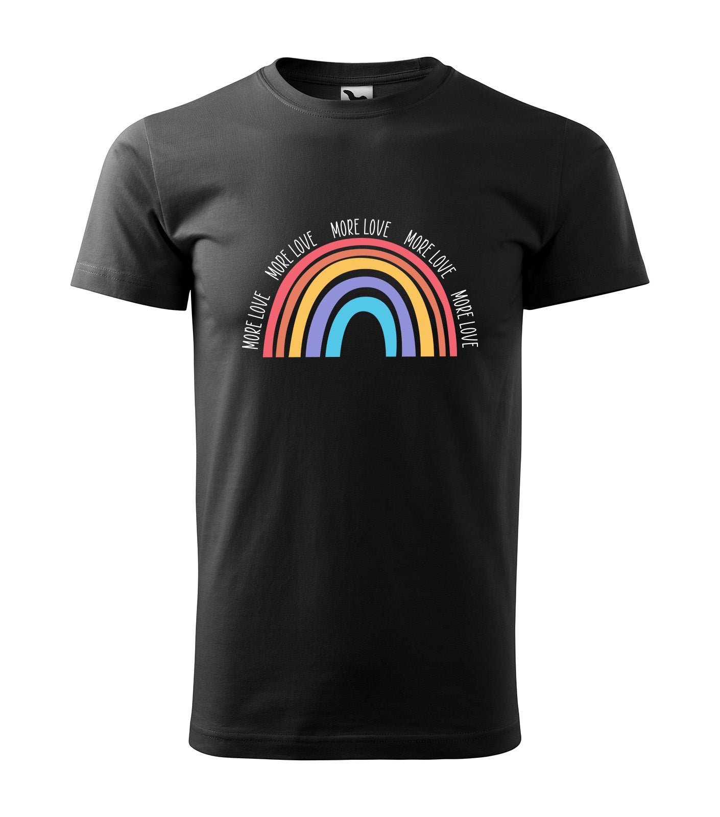 Schwarzes T-Shirt mit buntem Regenbogen-Design und dem Schriftzug „More Love“ rund um das Motiv. Perfekt für Optimisten, Freigeister & Gemeinschaftsliebhaber.