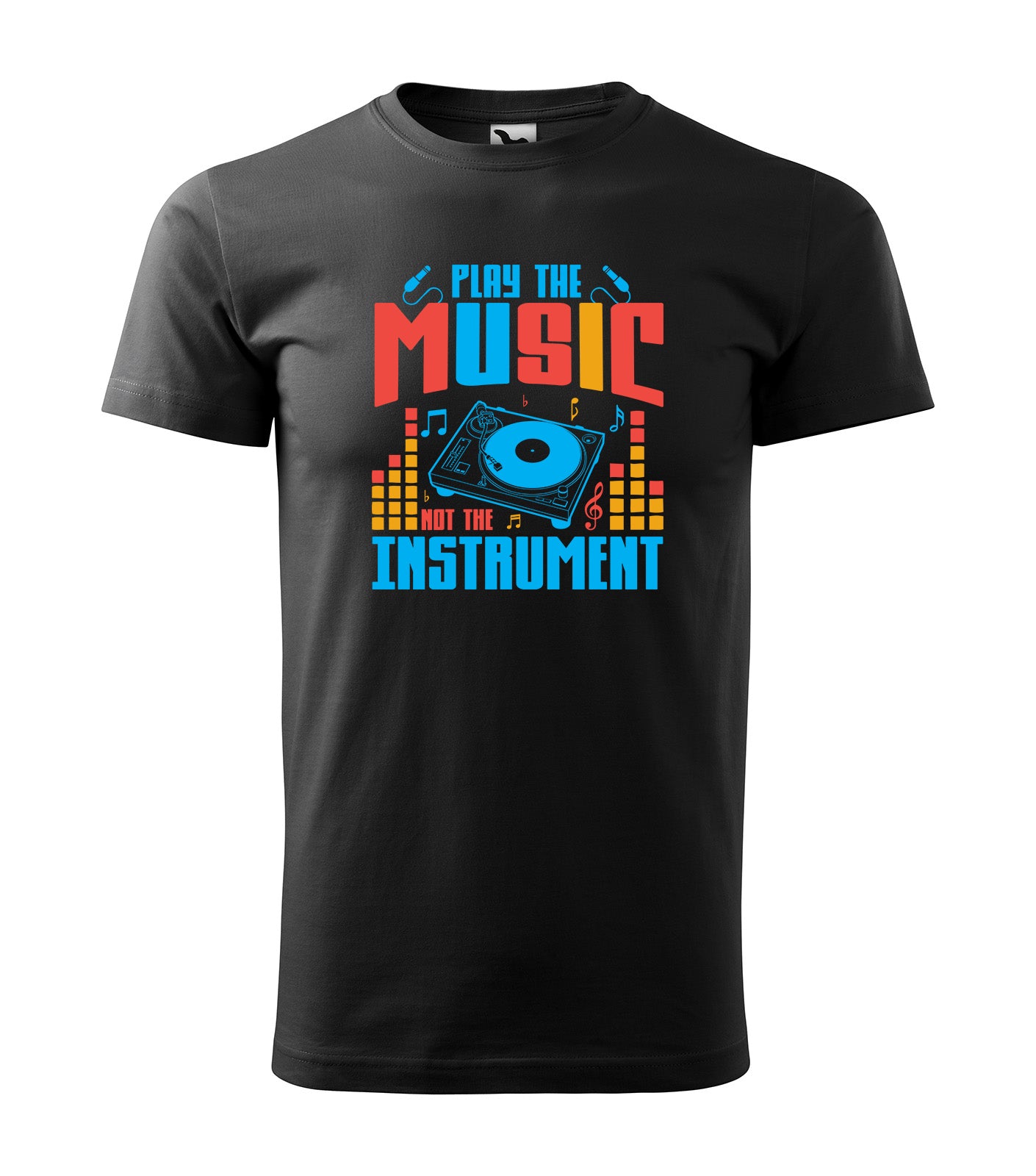 Schwarzes T-Shirt mit farbigem Plattenspieler-Motiv und dem Spruch „Play the Music, Not the Instrument“. Perfekt für DJ-Fans und Party-Liebhaber, die das Feeling der Musik nicht nur lieben, sondern leben.

